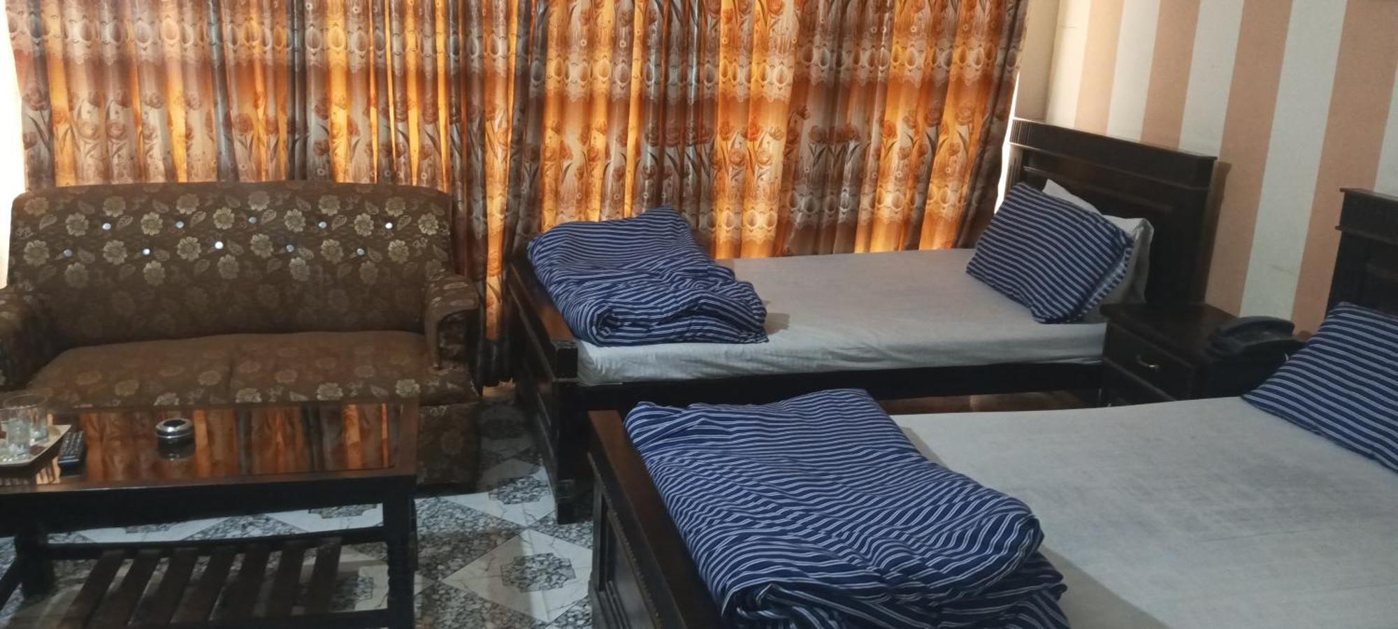 Hotel De Grand Rawalpindi Room photo
